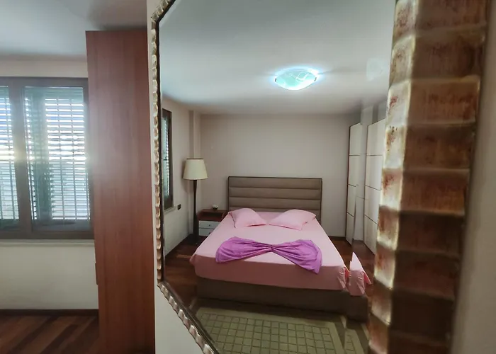 A Flower In Lejlighed