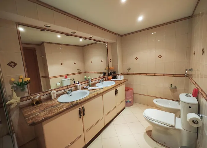 A Flower In Lejlighed *