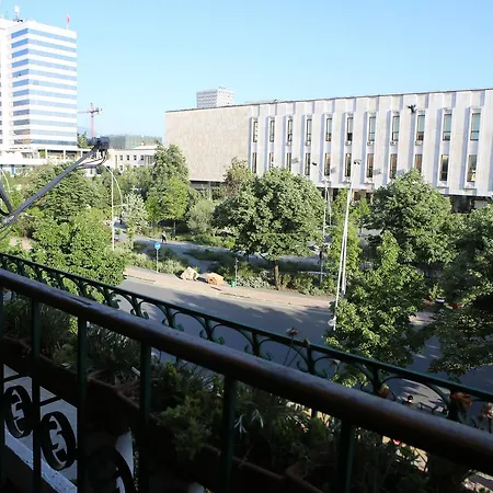 Апартаменты A Flower In *