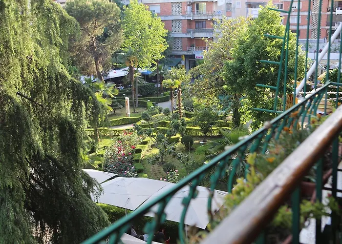 Apartmán A Flower In Tirana